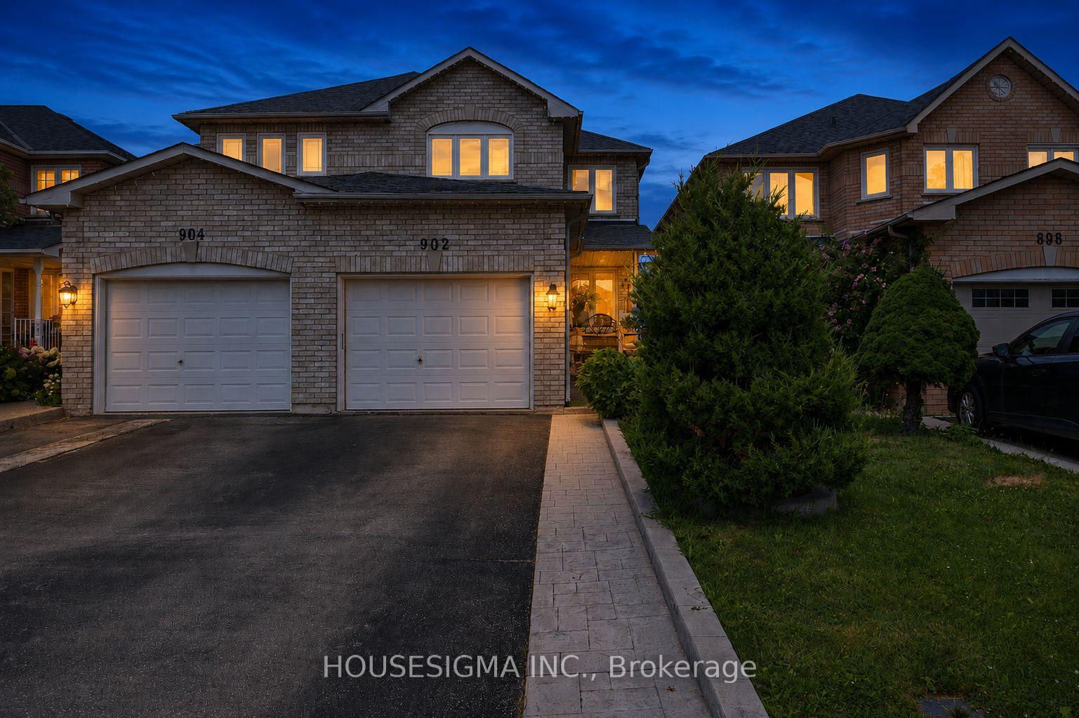 902-applecroft-circle-mississauga-ontario-w13663460