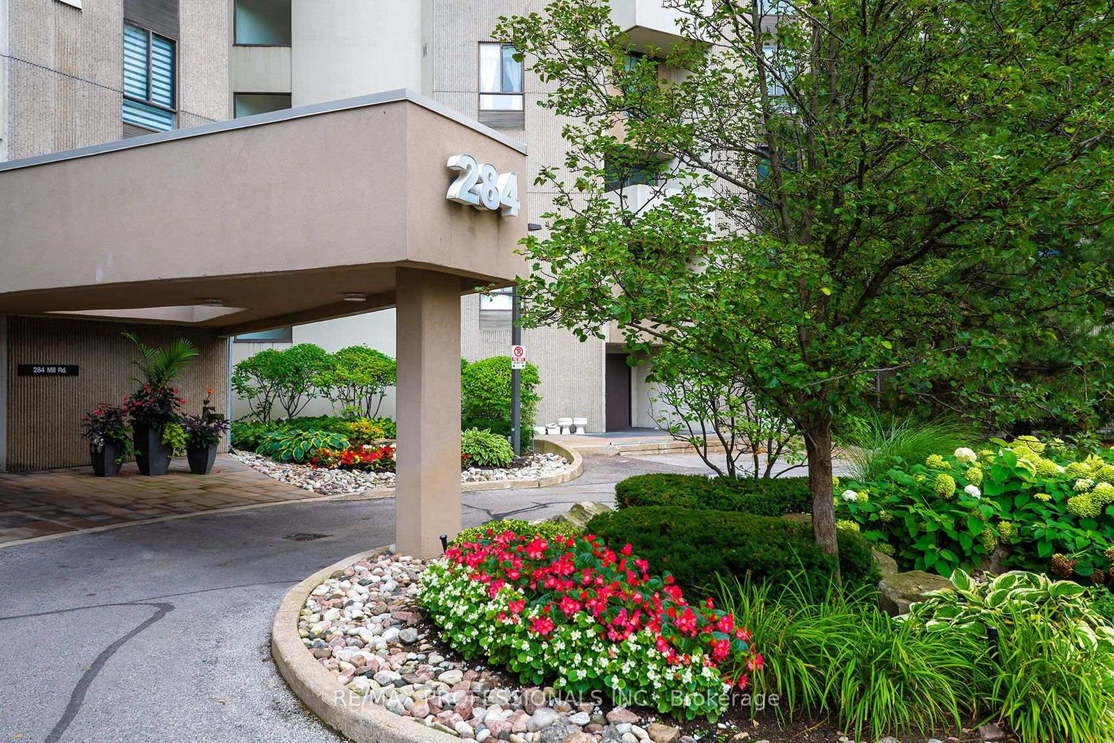 284-mill-road-toronto-etobicoke-ontario-w13663620