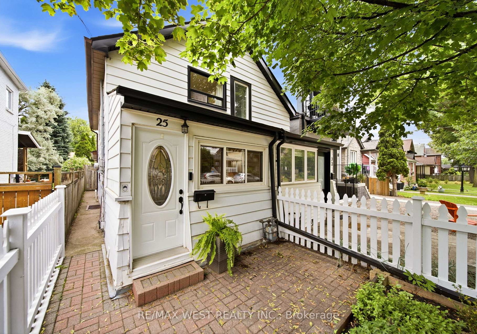 25-batavia-avenue-toronto-toronto-ontario-w13663660