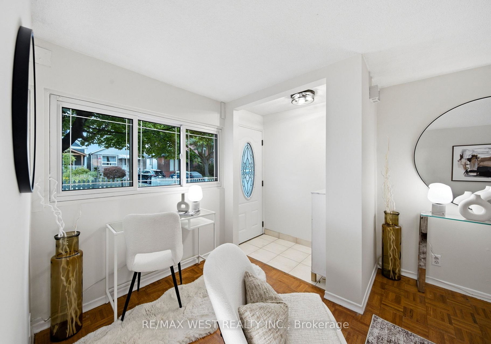 25-batavia-avenue-toronto-toronto-ontario-w13663660