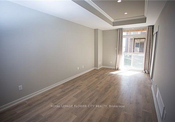 220-huguenot-road-oakville-ontario-w13663668
