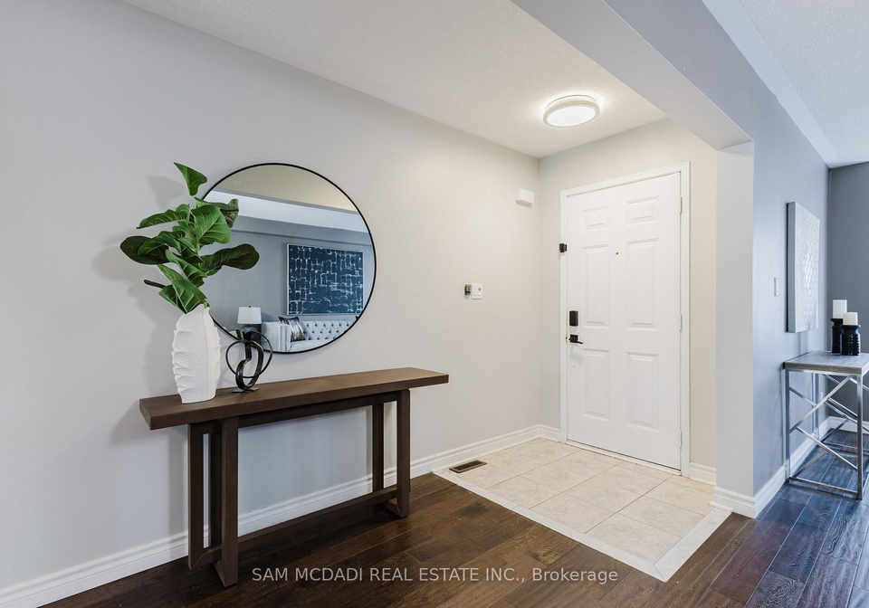 1190-fox-crescent-milton-ontario-w13663716