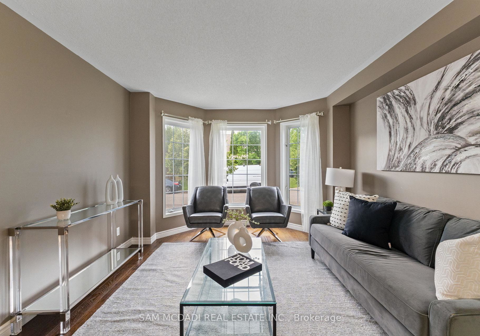 1190-fox-crescent-milton-ontario-w13663716