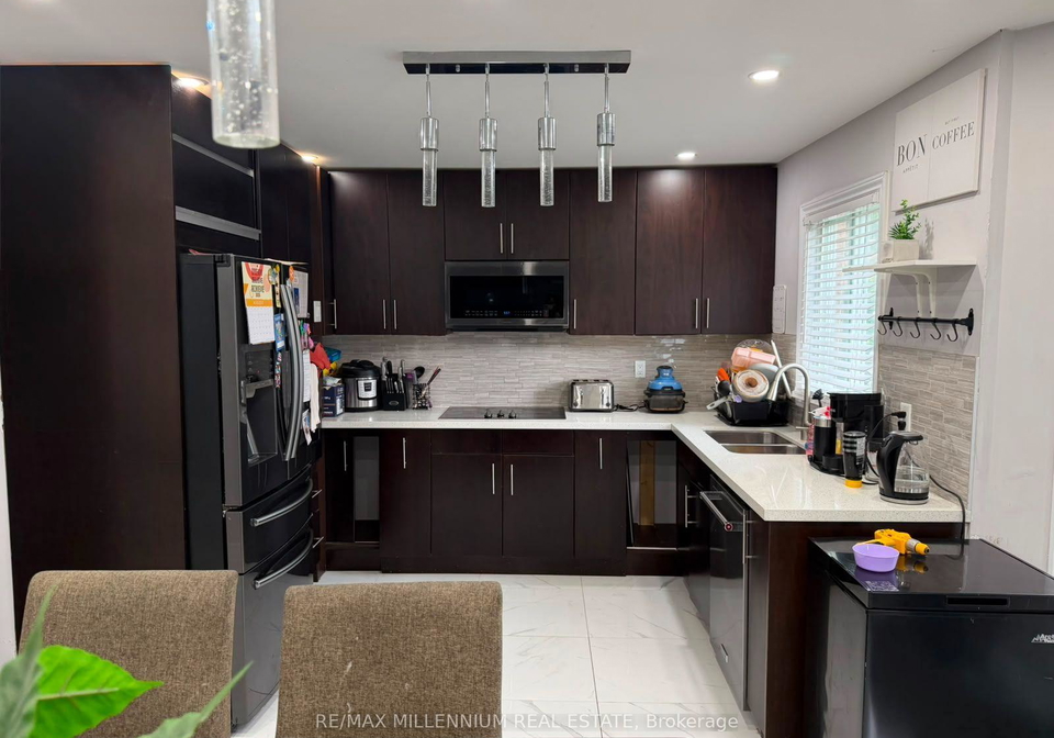 90-whitehaven-drive-brampton-ontario-w13663758