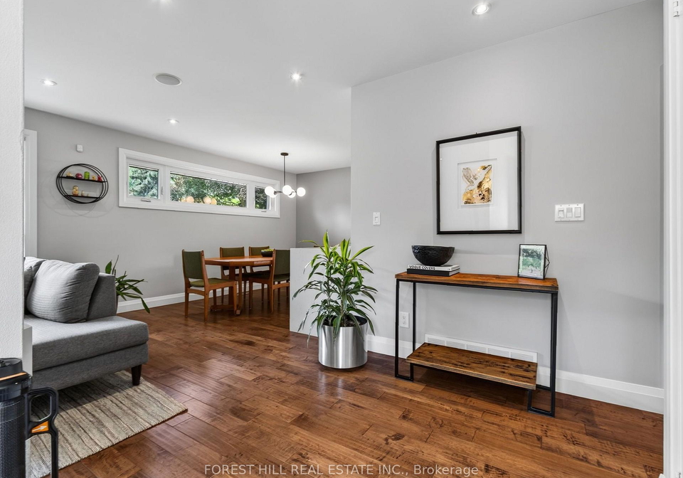 34-mitre-place-toronto-etobicoke-ontario-w13663852