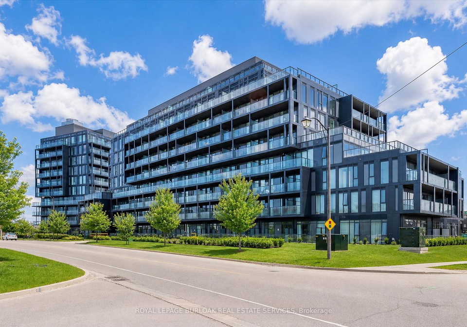 3200-dakota-common-burlington-ontario-w13663854