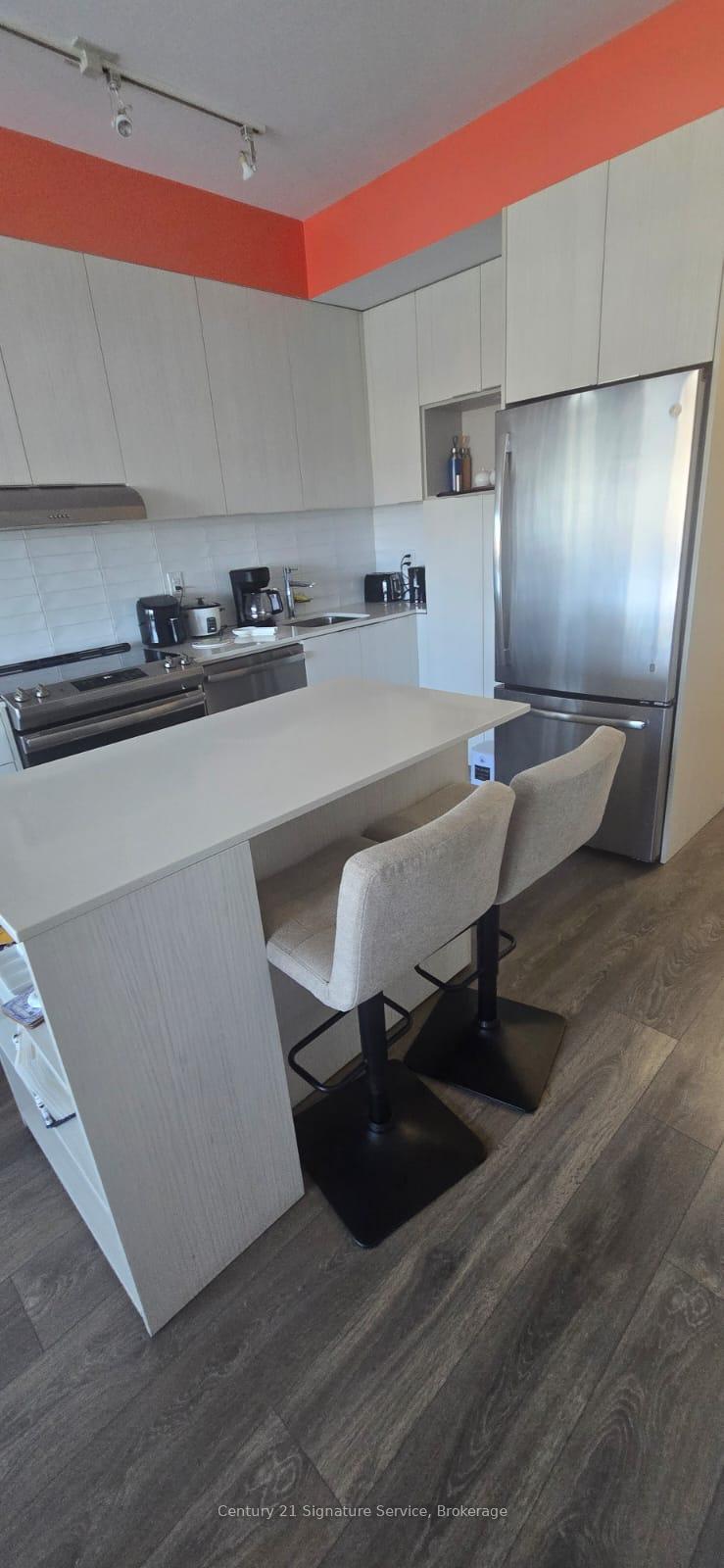 2520-eglinton-avenue-w-mississauga-ontario-w13663874