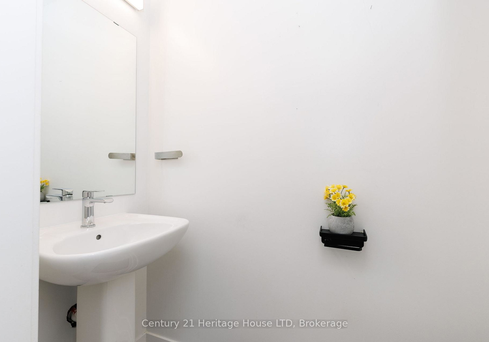1121-cooke-boulevard-burlington-ontario-w13663926