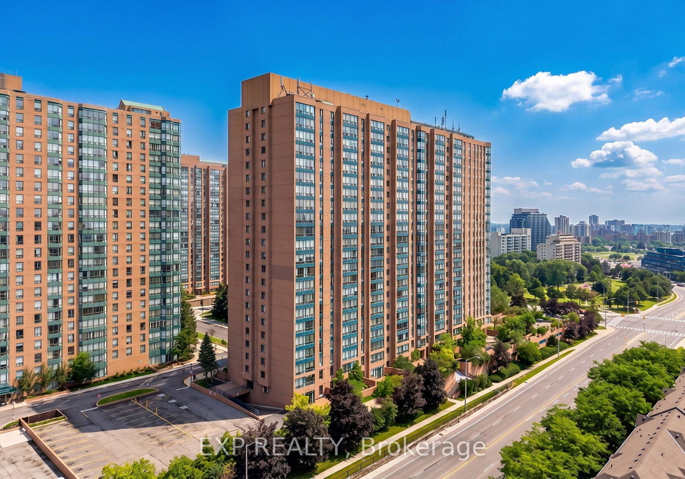 155-hillcrest-avenue-mississauga-ontario-w13663956