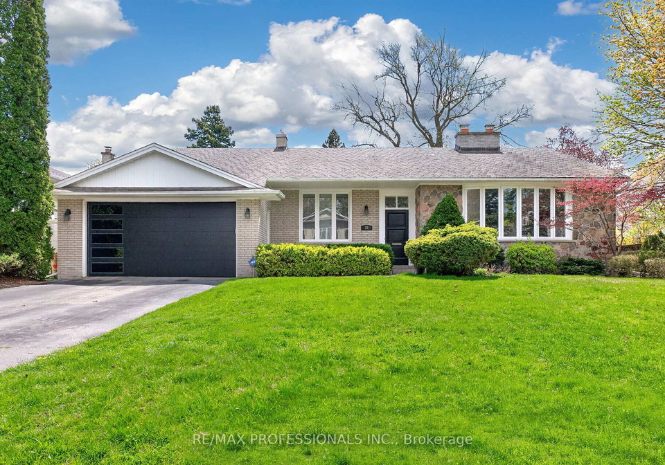 23-ravensbourne-crescent-toronto-etobicoke-ontario-w13664108