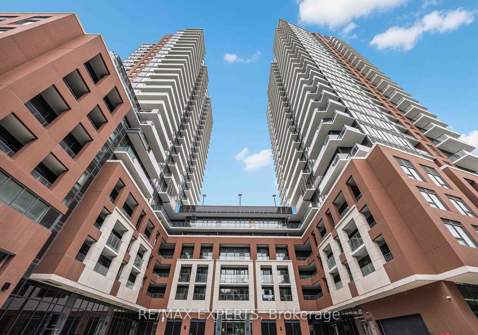 4010-eglinton-avenue-w-toronto-etobicoke-ontario-w13664258