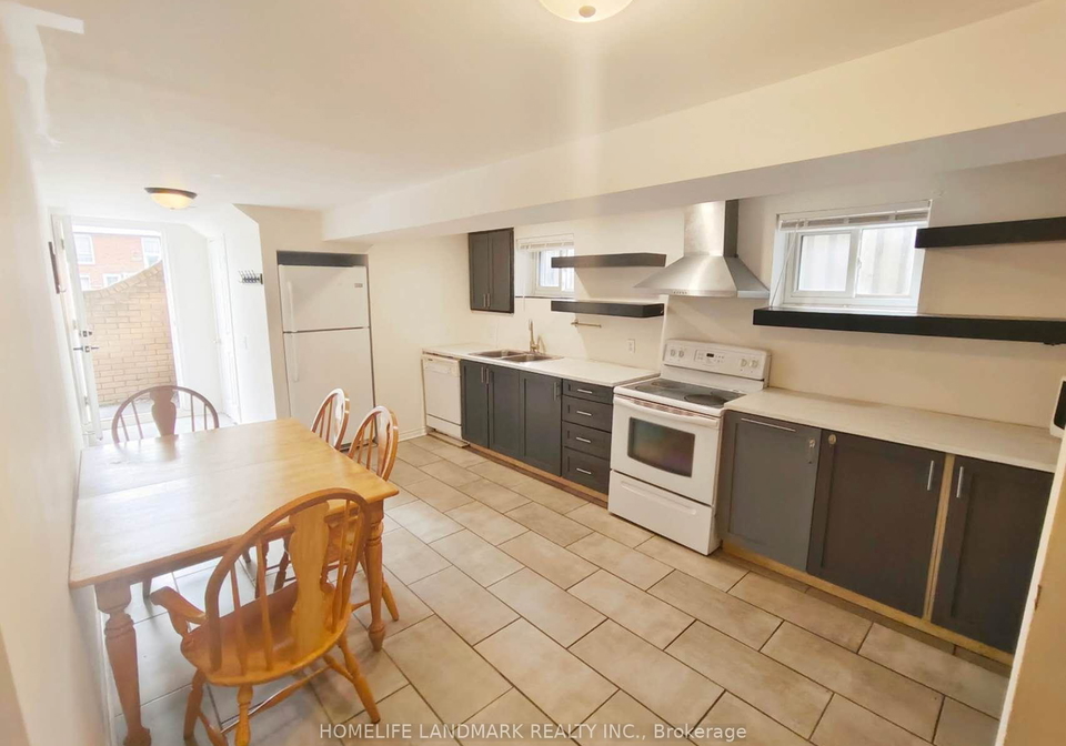 2527-kingsberry-crescent-mississauga-ontario-w13664394