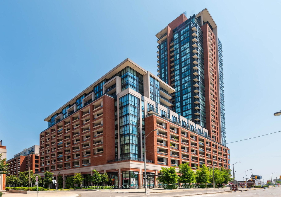 830-lawrence-avenue-w-toronto-north-york-ontario-w13664672