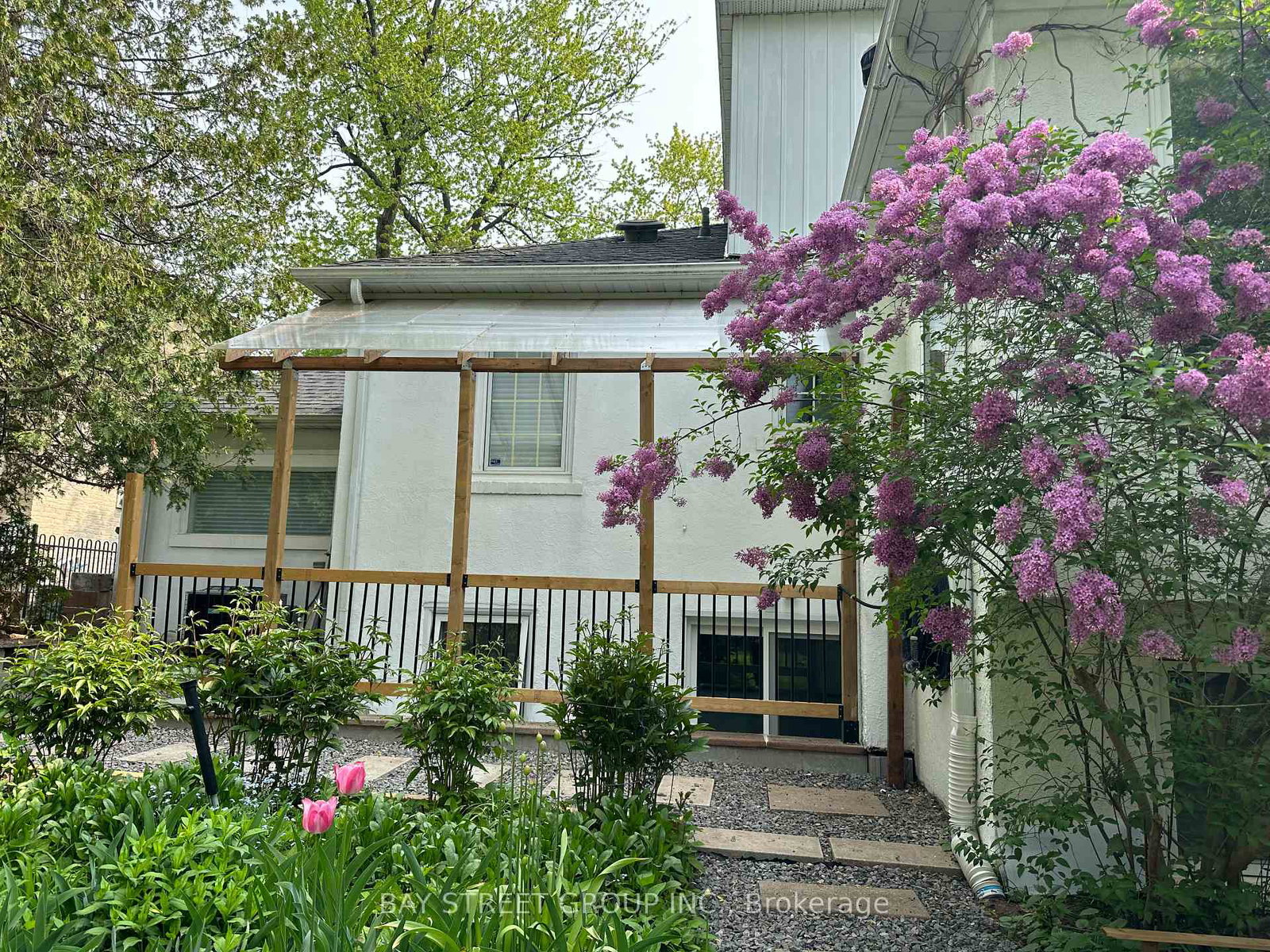 460-chartwell-road-oakville-ontario-w13664758