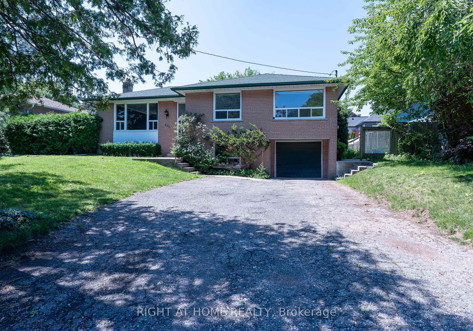 426-seaton-drive-oakville-ontario-w13664874