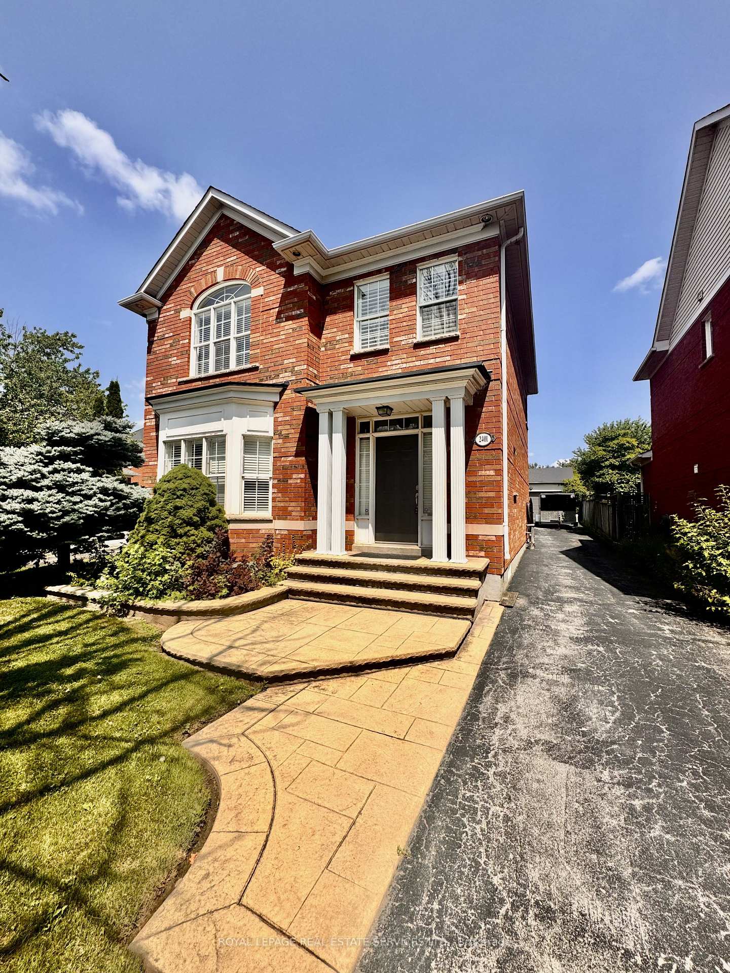 2401-ennerdale-road-oakville-ontario-w13664876