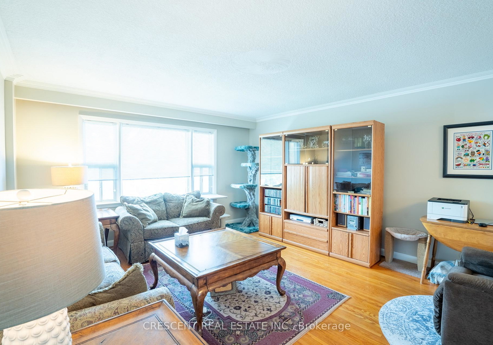35-laburnham-avenue-toronto-etobicoke-ontario-w13664946