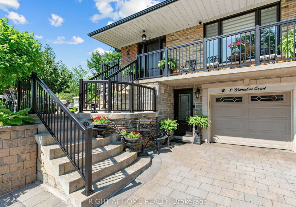 2-grenadine-court-toronto-york-ontario-w13664966