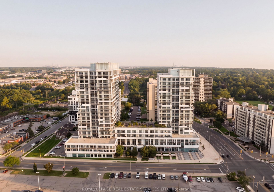 55-speers-road-oakville-ontario-w13665420