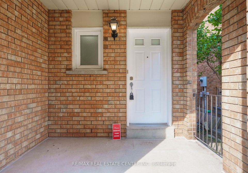 5915-hemingway-road-mississauga-ontario-w13665448