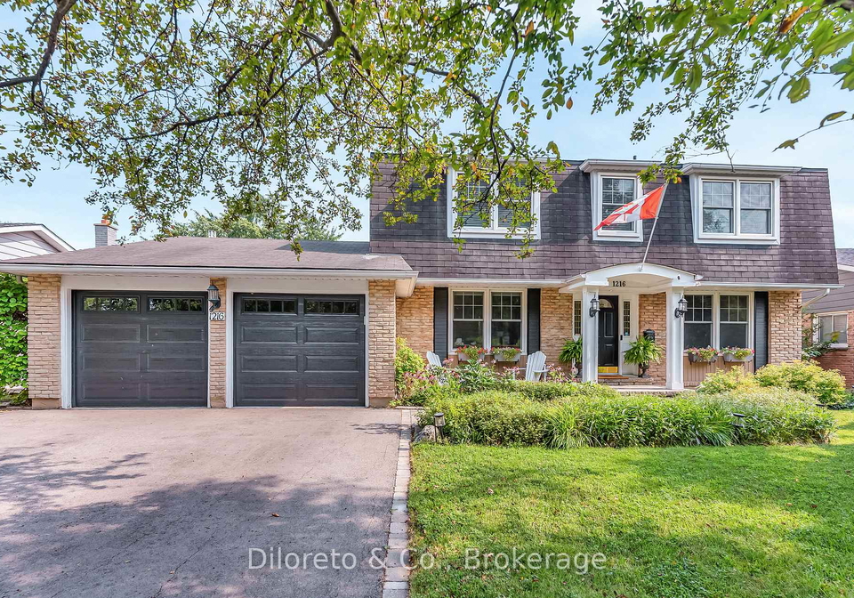 1216-tyandaga-park-drive-burlington-ontario-w13665560