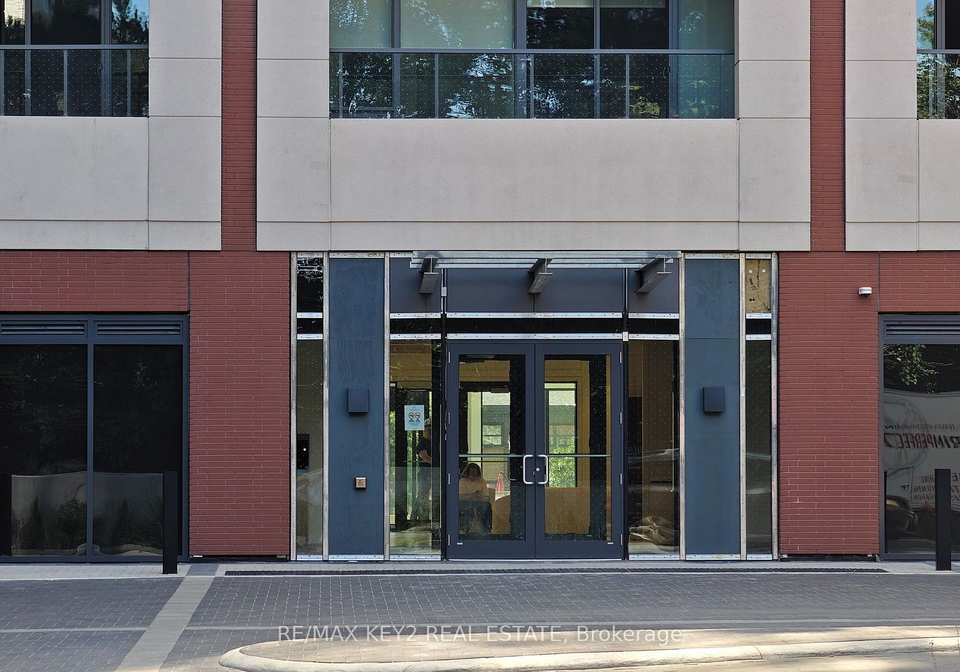 4010-eglinton-avenue-w-toronto-etobicoke-ontario-w13665570