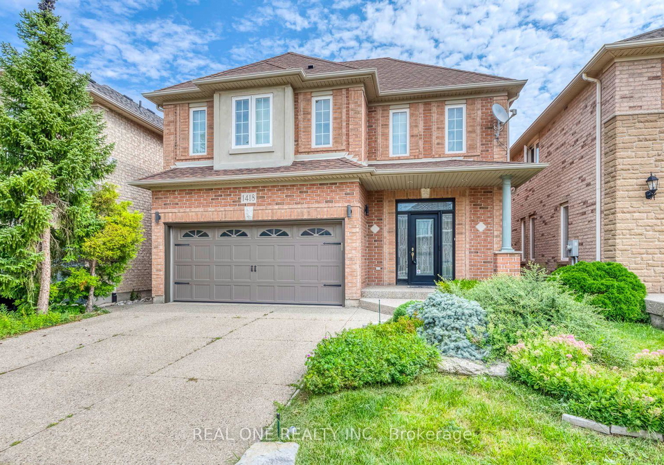 1418-gulledge-trail-oakville-ontario-w13665636