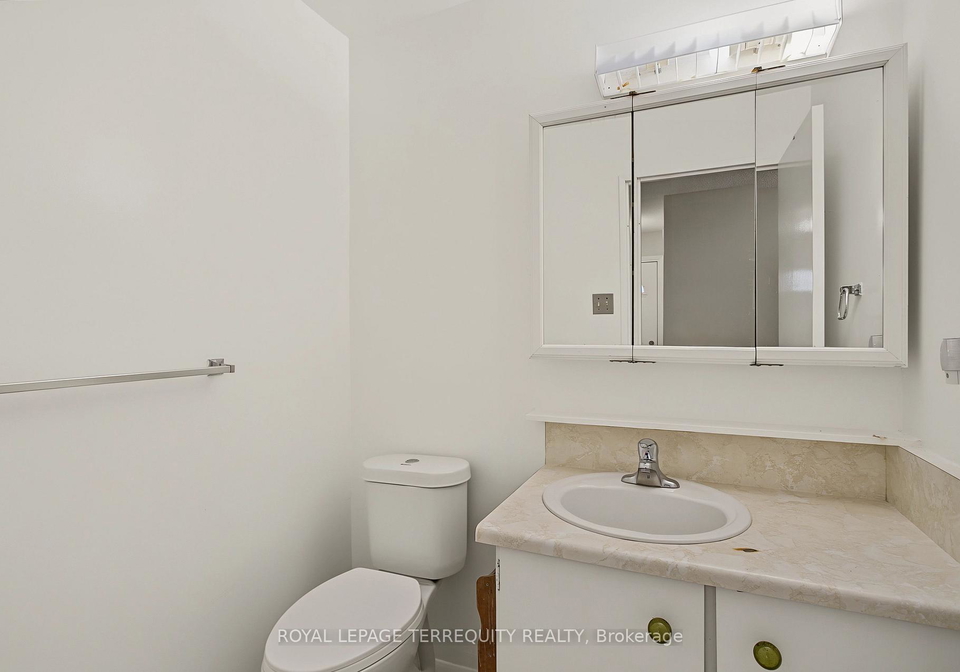 11-four-winds-drive-toronto-york-ontario-w13665638