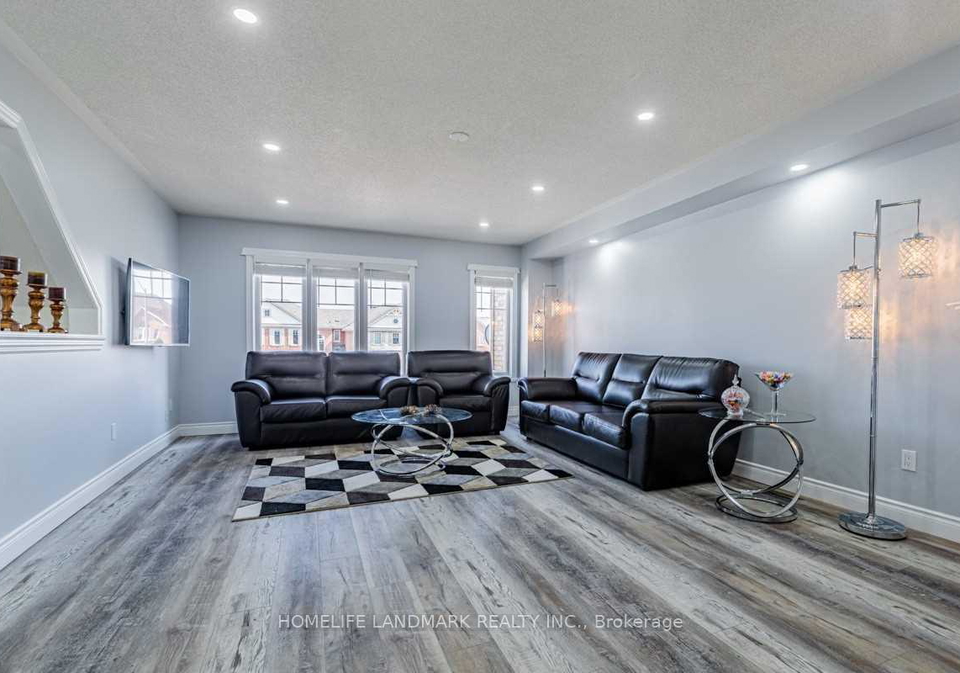 3055-highvalley-road-oakville-ontario-w13665708
