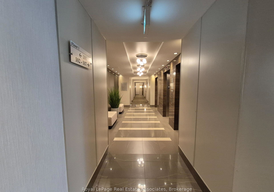 1055-southdown-road-mississauga-ontario-w13665842