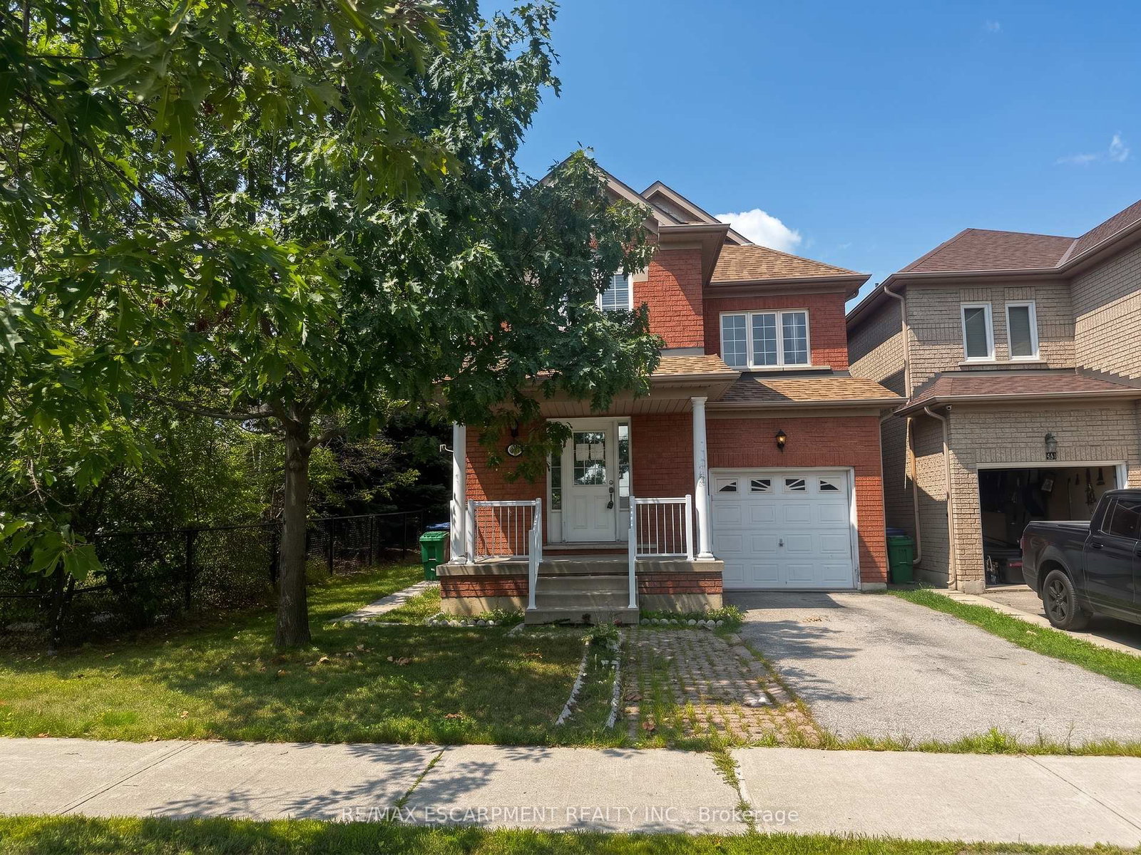 56-peachleaf-crescent-brampton-ontario-w13665912