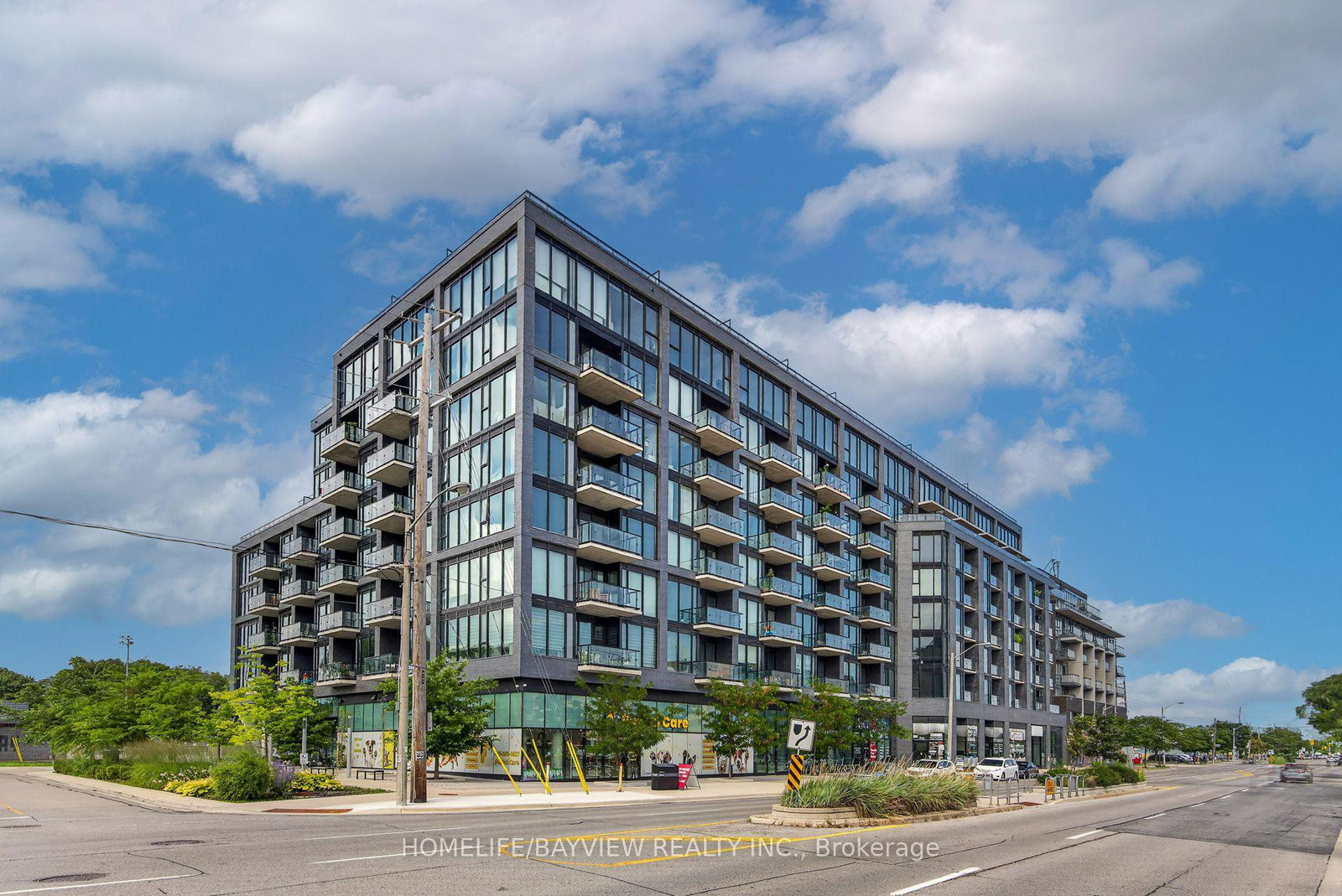 7-smith-crescent-toronto-etobicoke-ontario-w13666064