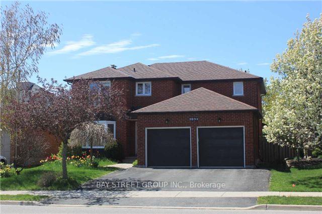 2034-oxford-avenue-oakville-ontario-w13666100