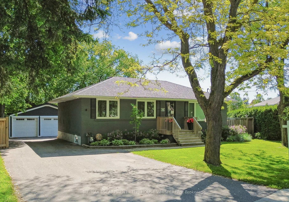 400-highside-drive-milton-ontario-w13666210