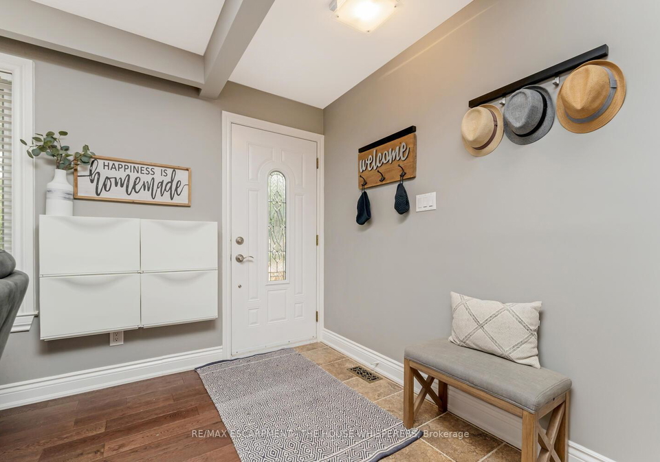400-highside-drive-milton-ontario-w13666210