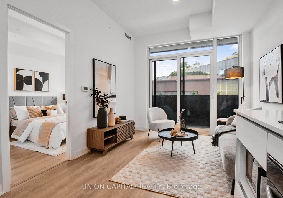 1100-sheppard-avenue-w-toronto-york-ontario-w13666244