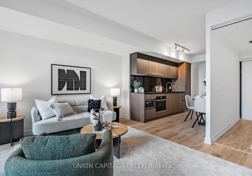 1100-sheppard-avenue-w-toronto-york-ontario-w13666256
