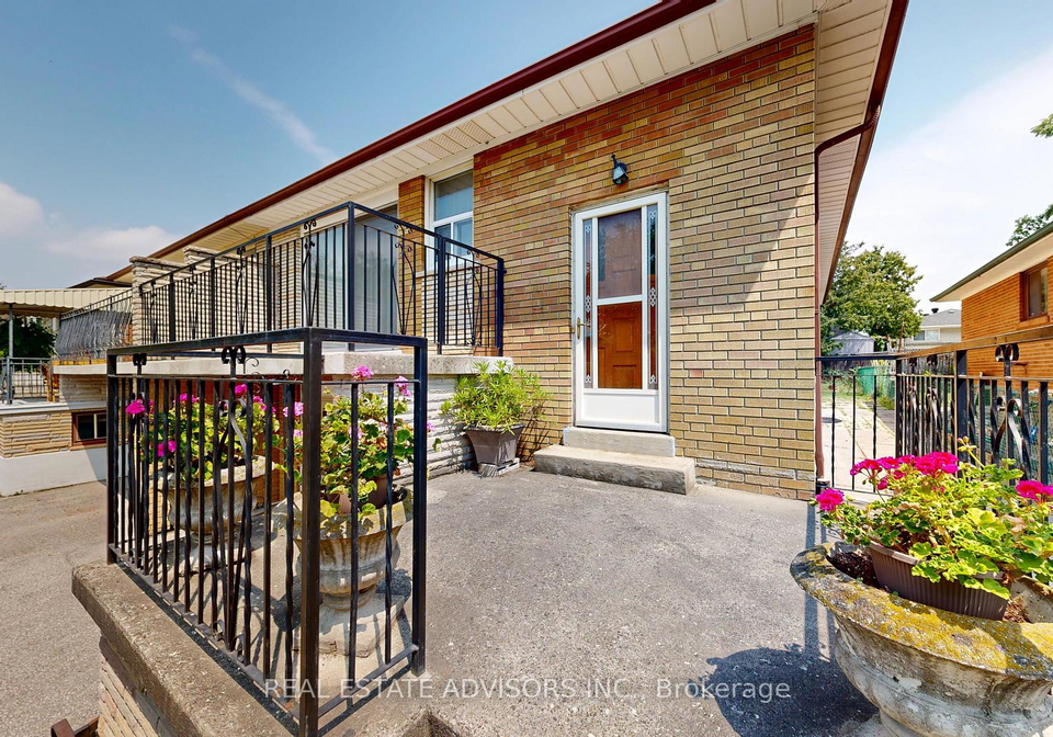 57-hucknall-road-toronto-york-ontario-w13666516
