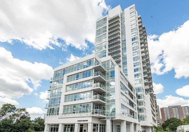 10-wilby-crescent-toronto-north-york-ontario-w13666550
