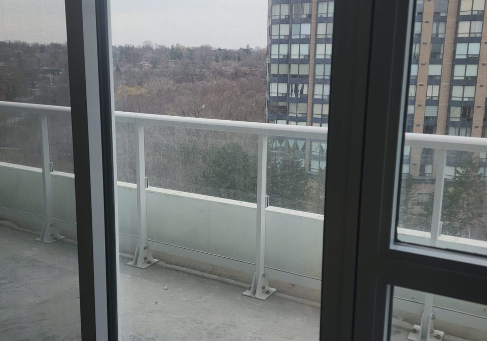 10-wilby-crescent-toronto-north-york-ontario-w13666550