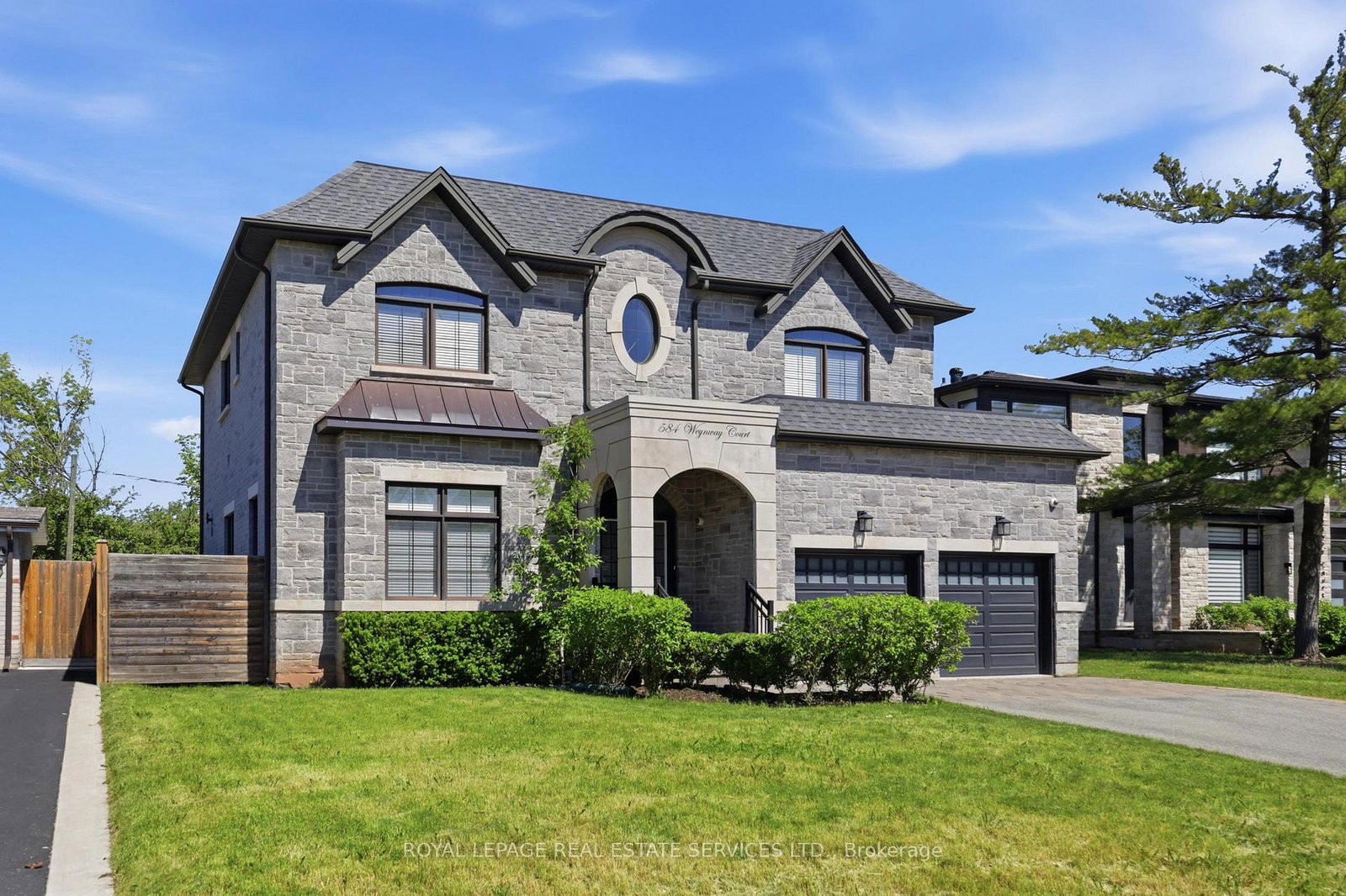 584-weynway-court-oakville-ontario-w13666716