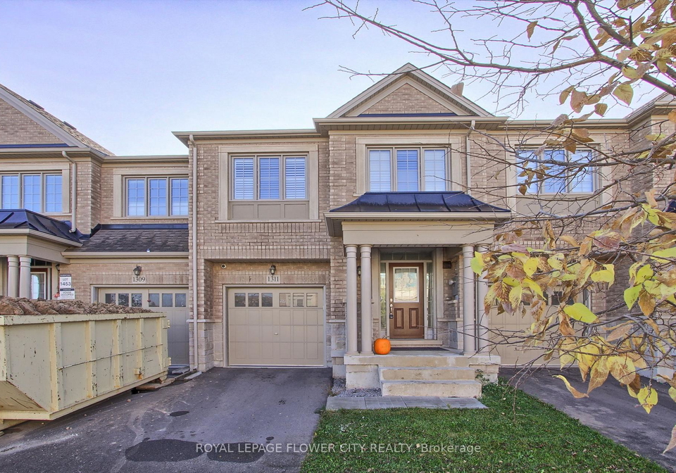 1311-restivo-lane-milton-ontario-w13666758