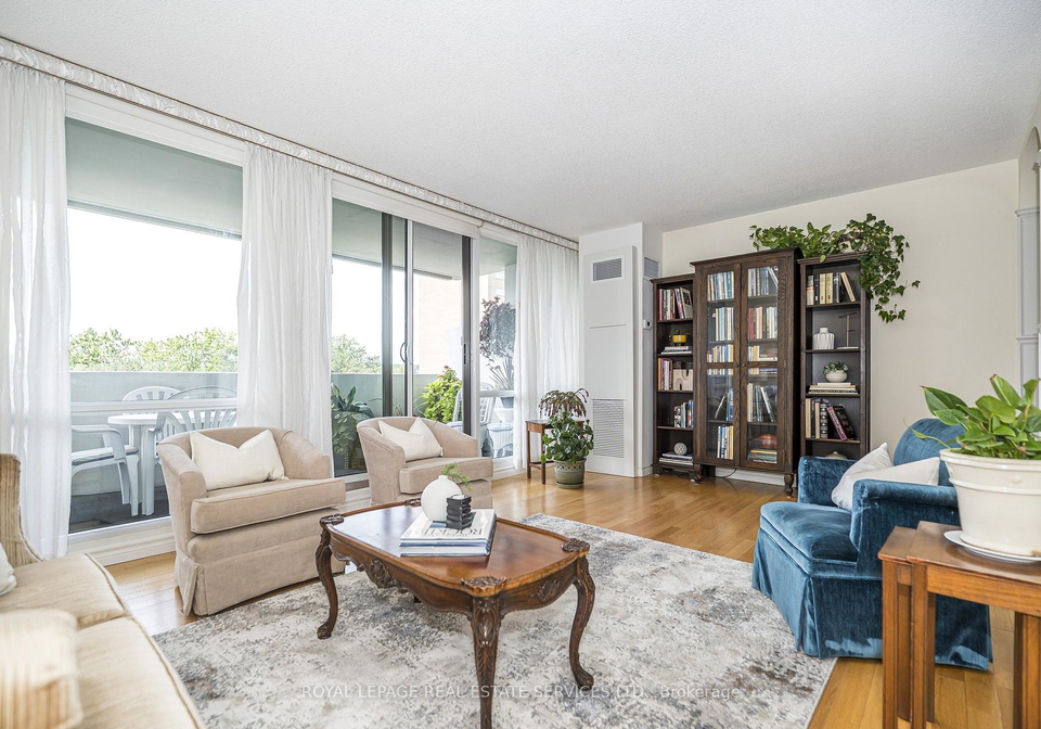 250-scarlett-road-toronto-toronto-ontario-w13666954