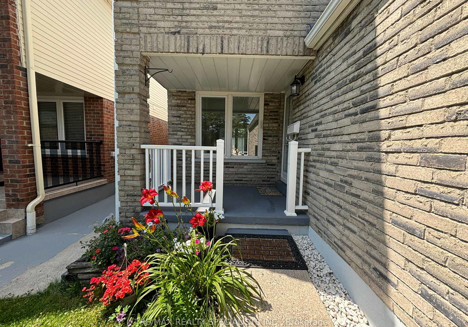 4334-lee-drive-mississauga-ontario-w13666992