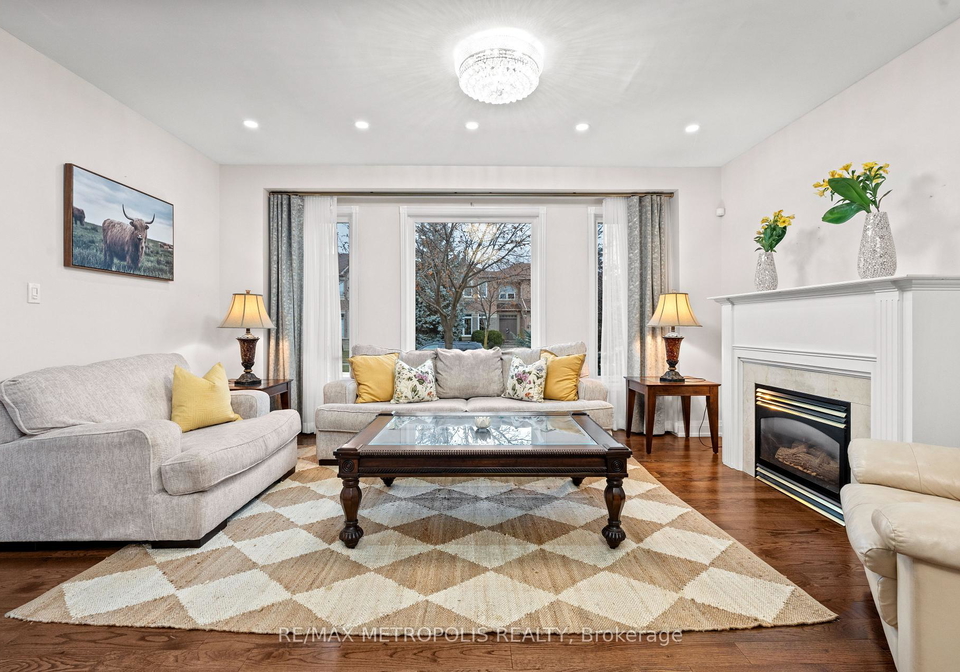 552-feathergrass-crescent-mississauga-ontario-w13666994