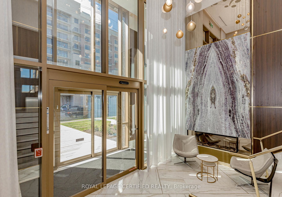 2333-khalsa-gate-oakville-ontario-w13667020