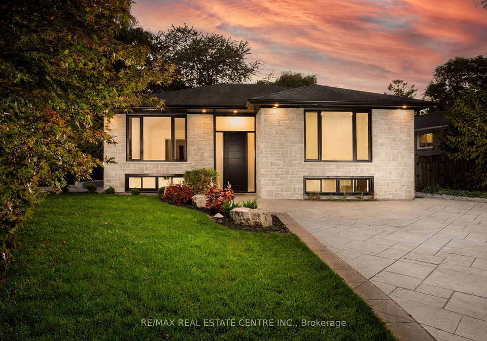 446-willis-drive-oakville-ontario-w13667114