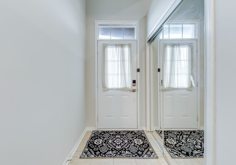 2418-adamvale-crescent-oakville-ontario-w13667190