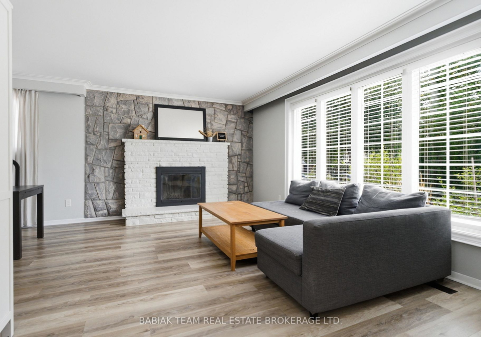 149-mountainview-road-s-halton-hills-ontario-w13667412