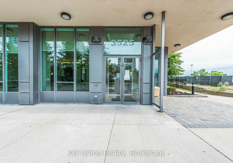 3525-kariya-drive-mississauga-ontario-w13667422
